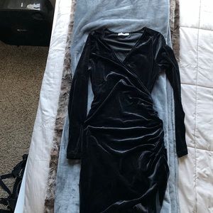 Black slim fitting velvet dress😍